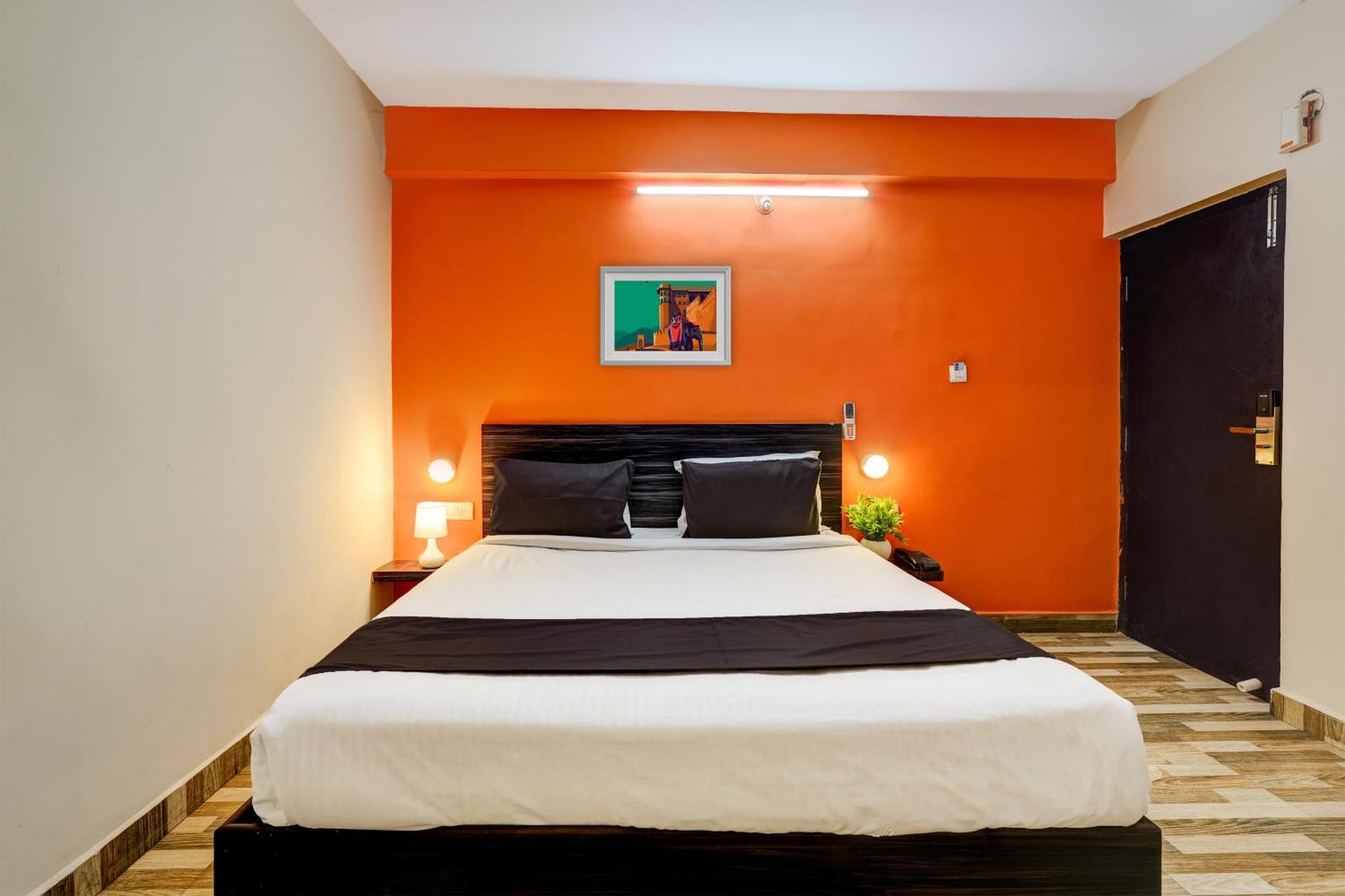 OYO 10475 Pmr Hotel Bangalore Eksteriør bilde